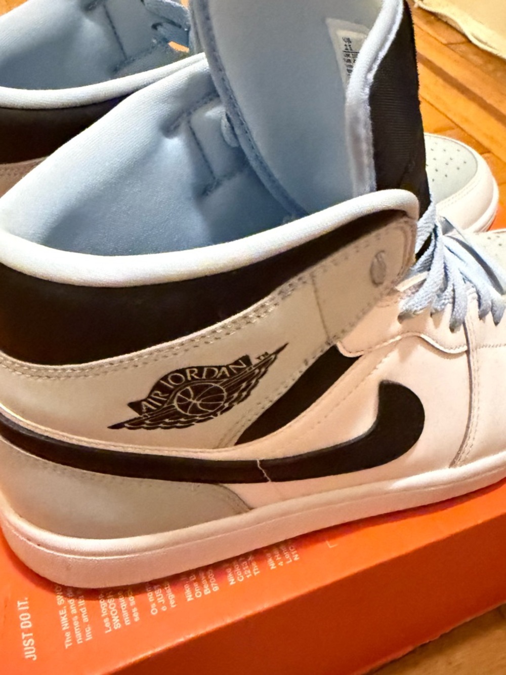 Nike Air Jordan 1 High Men’s Sneakers - White, Light Blue & Black - Picture 2 of 3